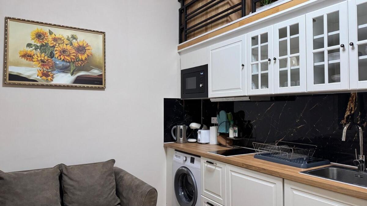 Newly Renovated In Wenceslas Square Apartment *