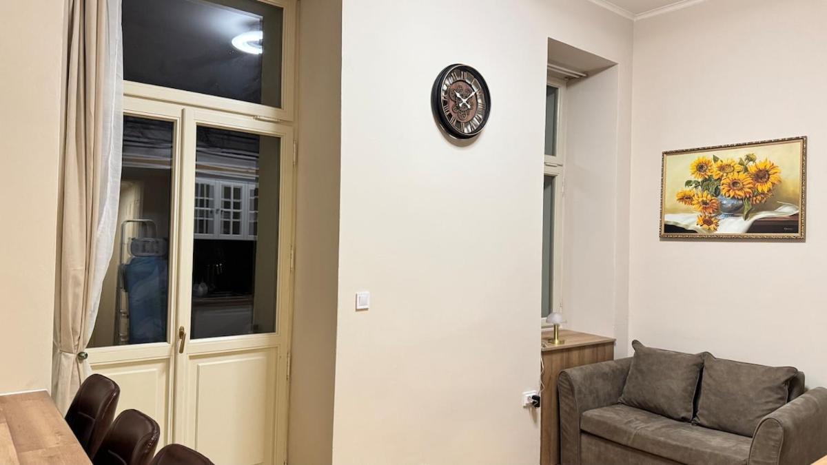Newly Renovated In Wenceslas Square * Prague