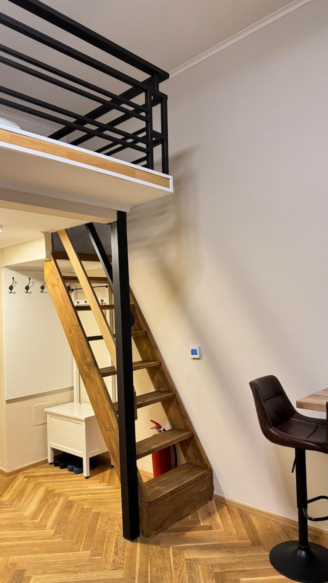 Apartment Newly Renovated In Wenceslas Square